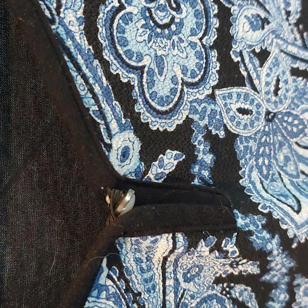 Blouse - Picture 2 of 4